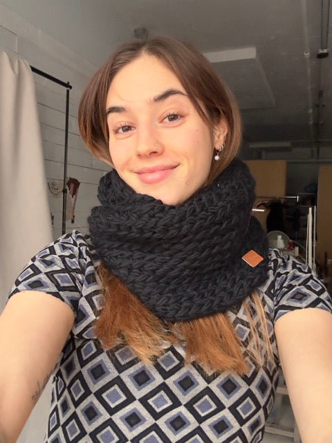 Échantillon - Col cache-cou tricoté à la main