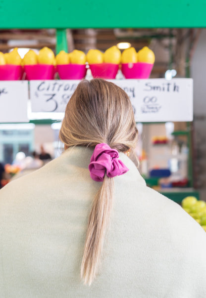 Topstitched scrunchie
