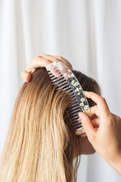 White Dried Flower Hair Comb