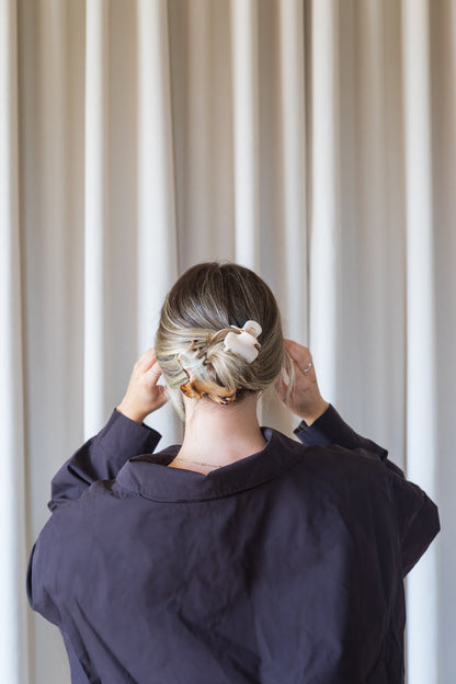 Petite pince à cheveux effet gel