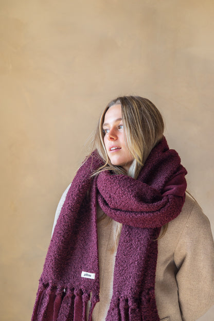 Très grand foulard molletonné bouclé à franges