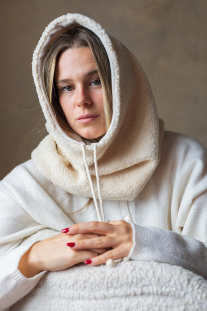 Reversible hooded fleece collar