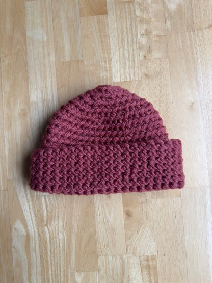 Échantillon - Tuque tricotée retournée brique