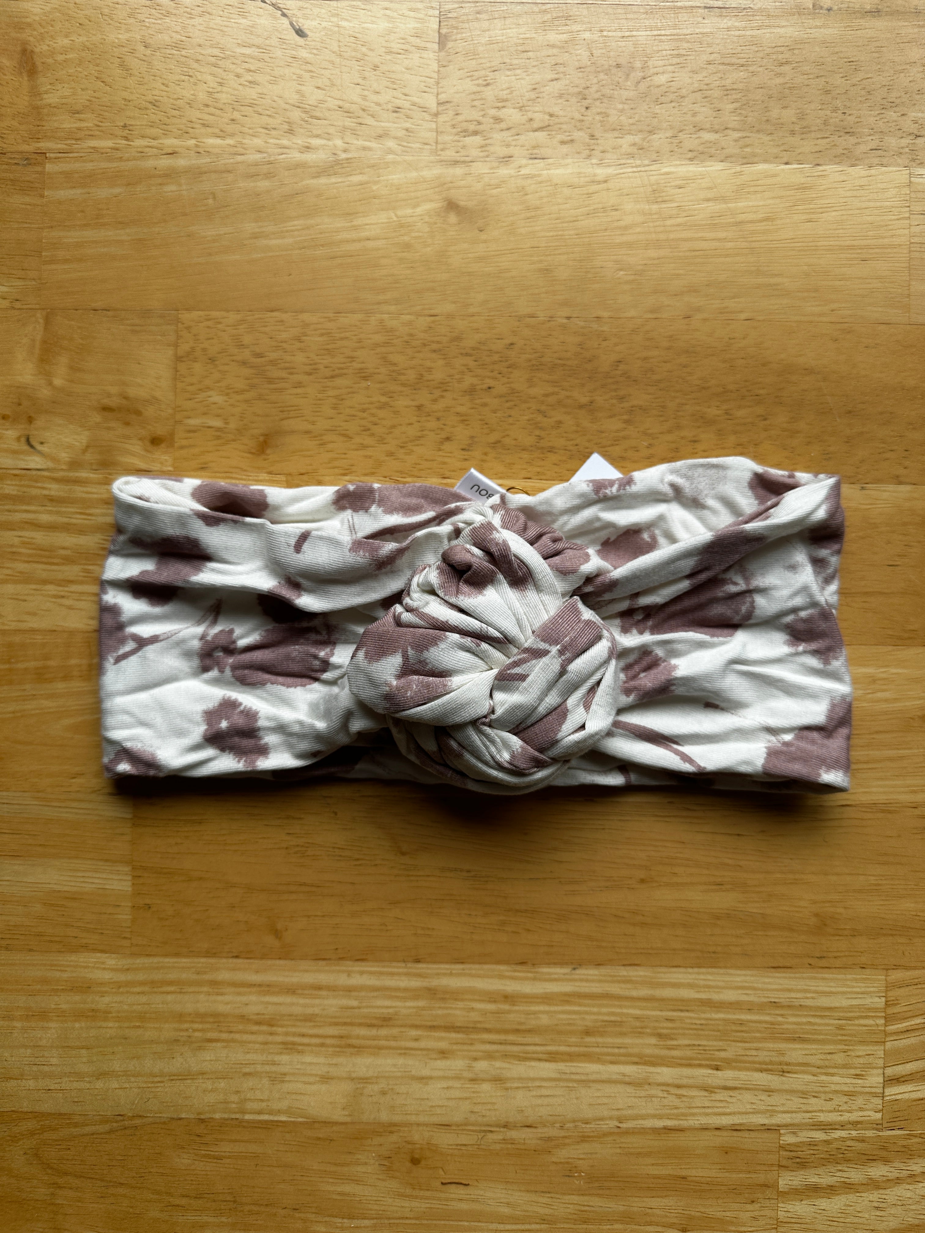 Échantillon - Bandeau à noeud