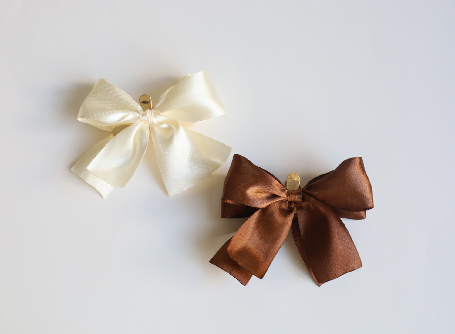 Boucle double sur pince dorée