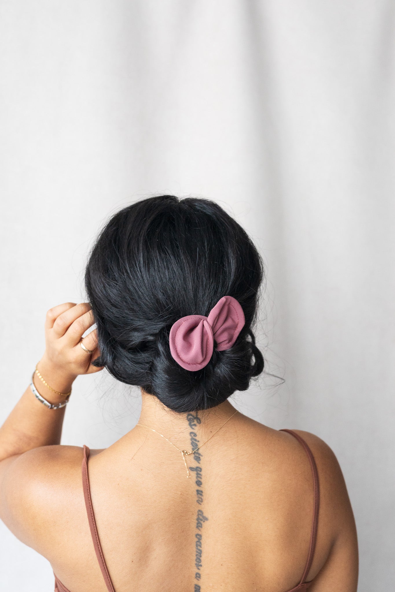 Échantillon - Accessoire à chignon noir dobby couture