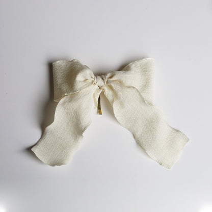 Ribbon loop on metal hook