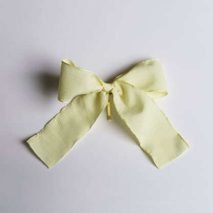 Ribbon loop on metal hook