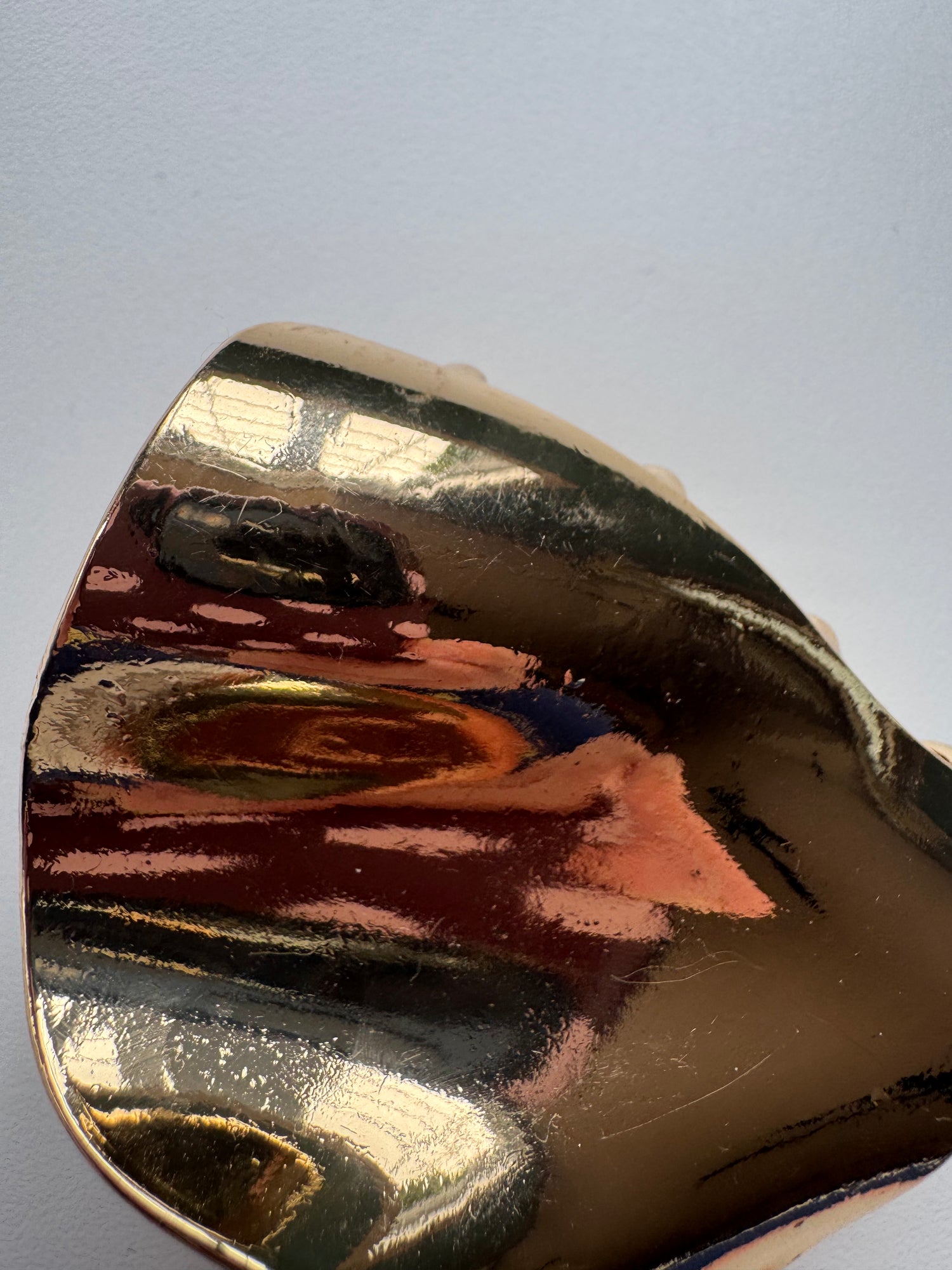 Imperfect - Ludi golden metal clip