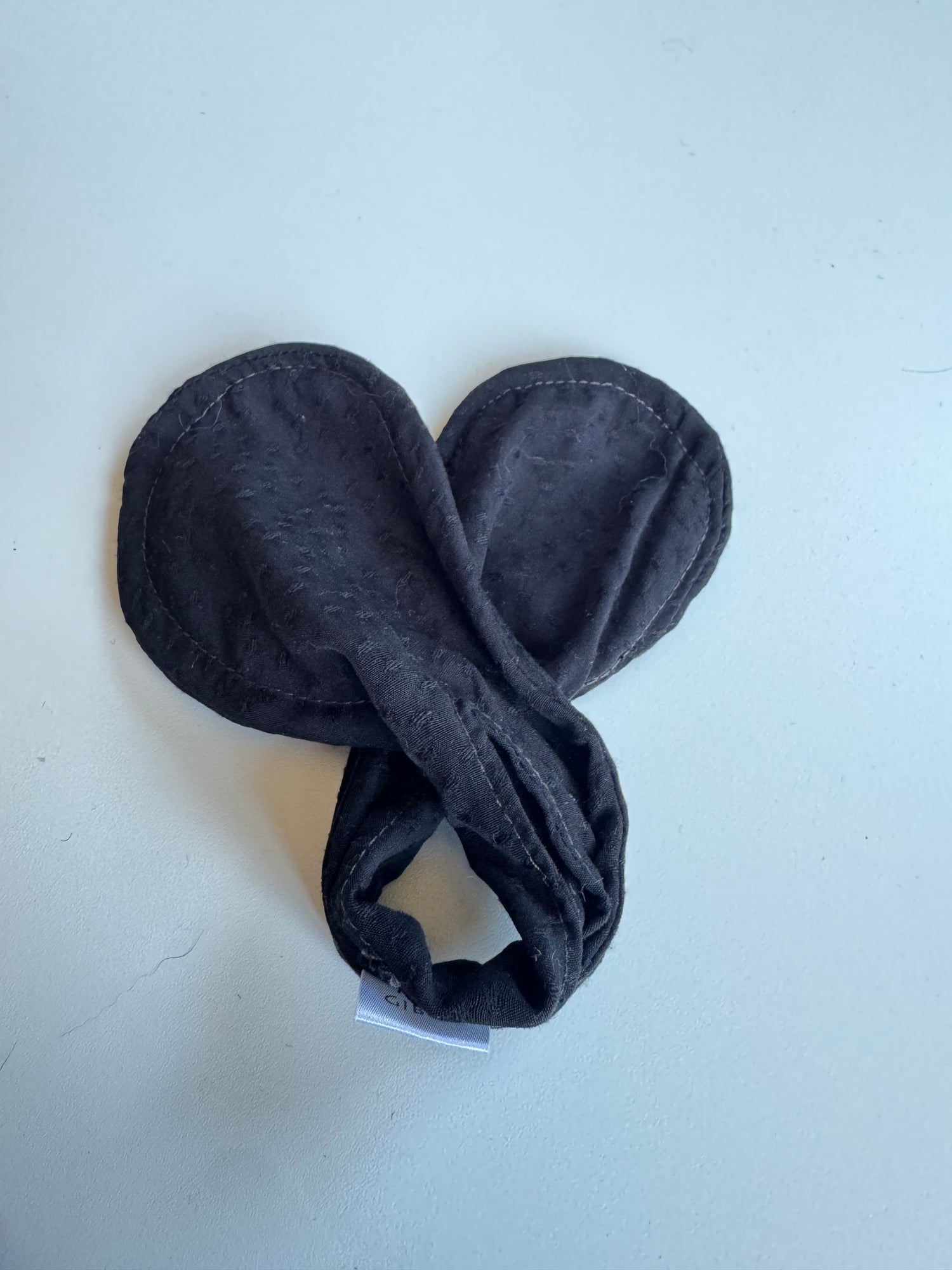 Échantillon - Accessoire à chignon noir dobby couture