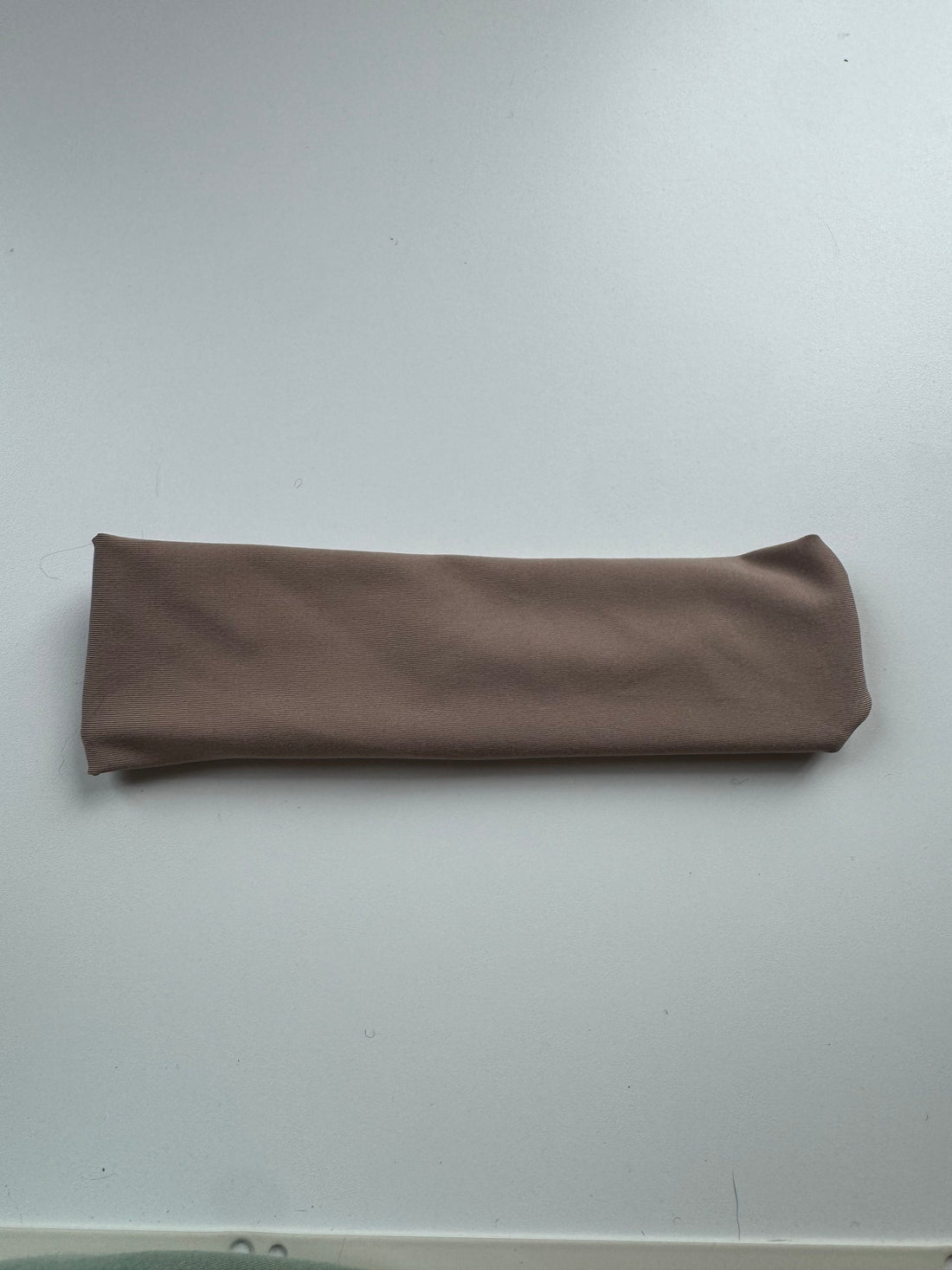 Échantillon - Bandeau plat taupe