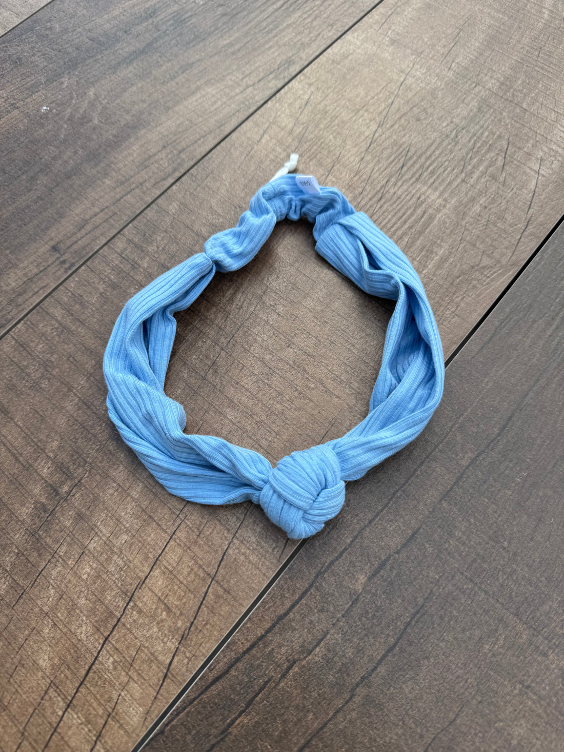 Échantillon - Bandeau noué en bambou bleu pale pour bébé