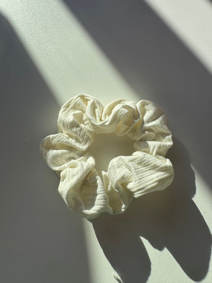 Sample - Mystery scrunchie
