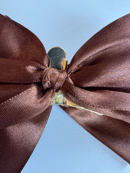 Boucle double sur pince dorée brune