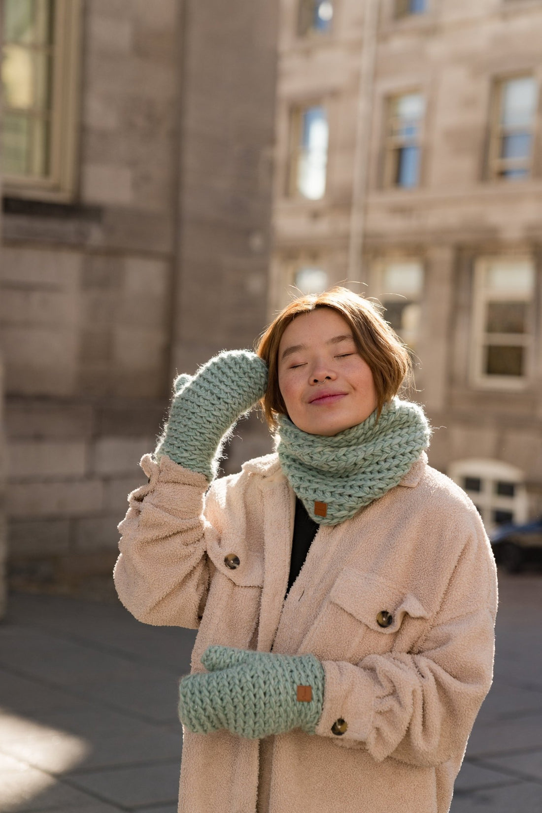 Échantillon - Cache-cou tricoté à la main