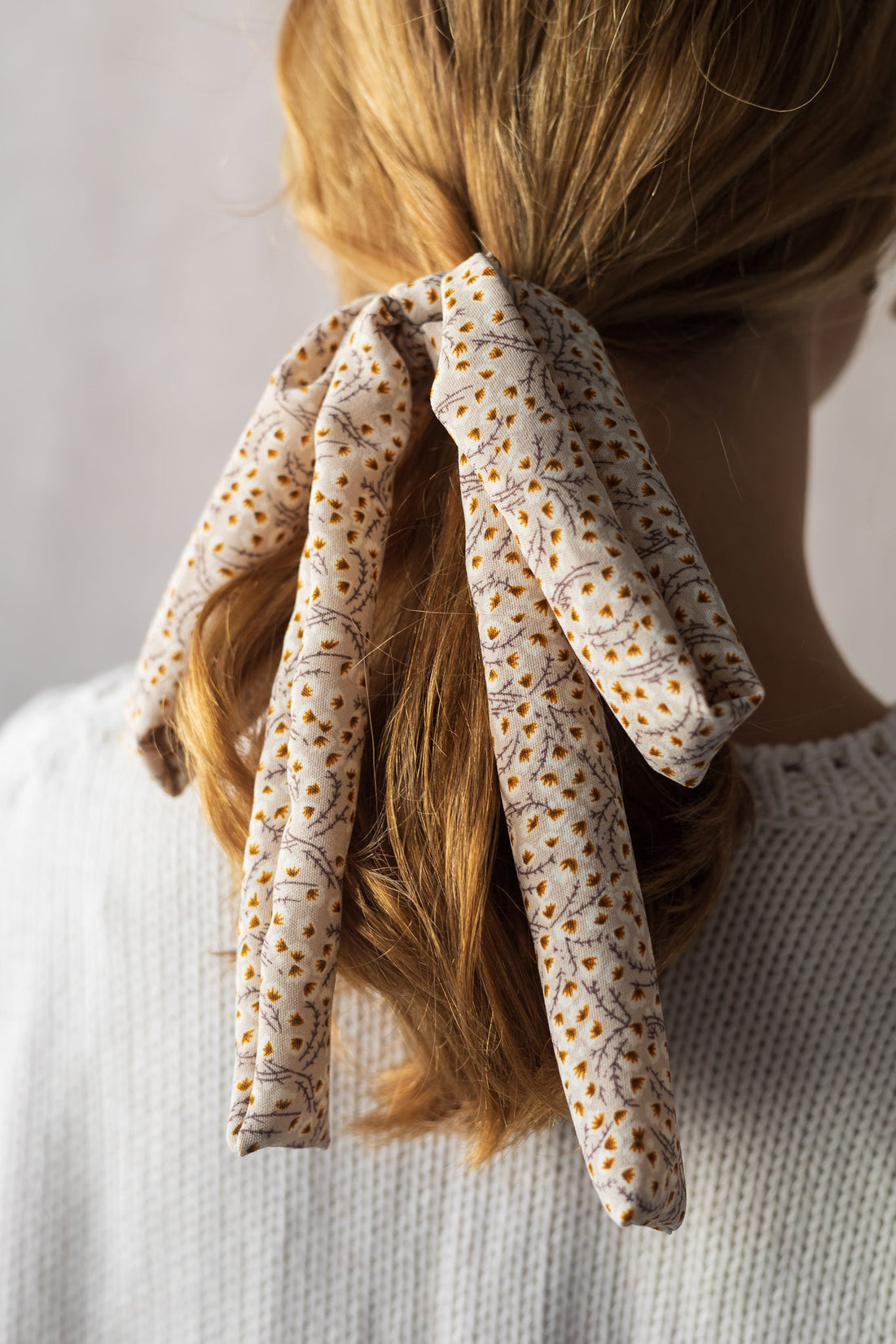 Sample - Floral design elastic loop
