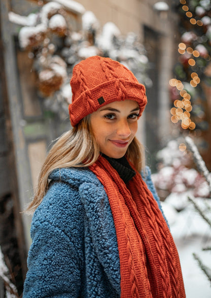 Échantillon - Tuque tressé aubergine