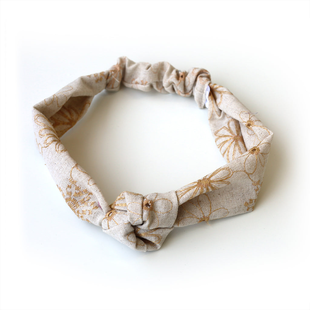 Le bandeau noué avec fleurs brodées / The Flowers knotted Headband