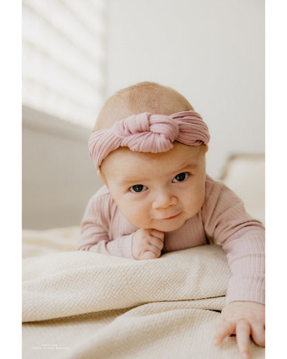 Échantillon - Bandeau noué en bambou bleu pale pour bébé